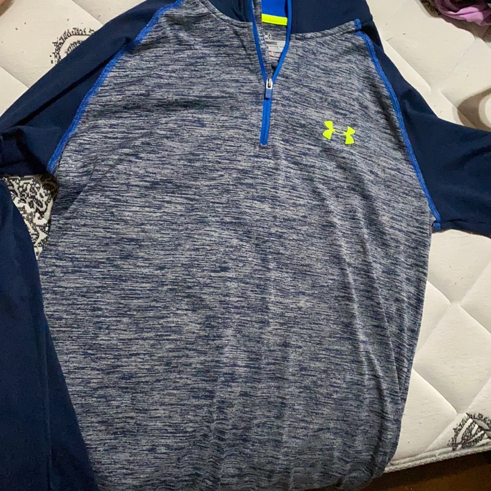 Under Armour pullover